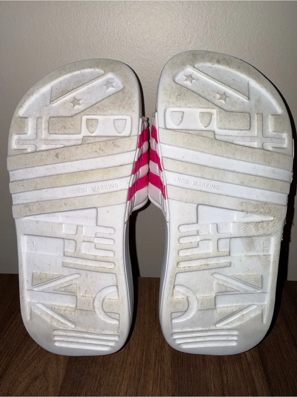 adidas Kids size 1 White and Hot Pink Slide Sandals